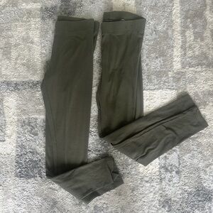 Old Navy Women’s High-Waisted Rib-Knit Leggings small